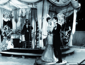 Hommage à Danielle Darieux. "La ronde" Lundi 29 Janvier 2018 à 20h30 à la Cinémathèque de Corse. Hommage à Danielle Darieux. "La ronde" Lundi 29 Janvier 2018 à 20h30 à la Cinémathèque de Corse.