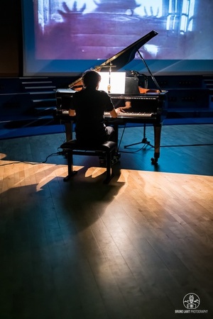 Ciné-concert • Peri • 02 août à 21h Ciné-concert • Peri • 02 août à 21h