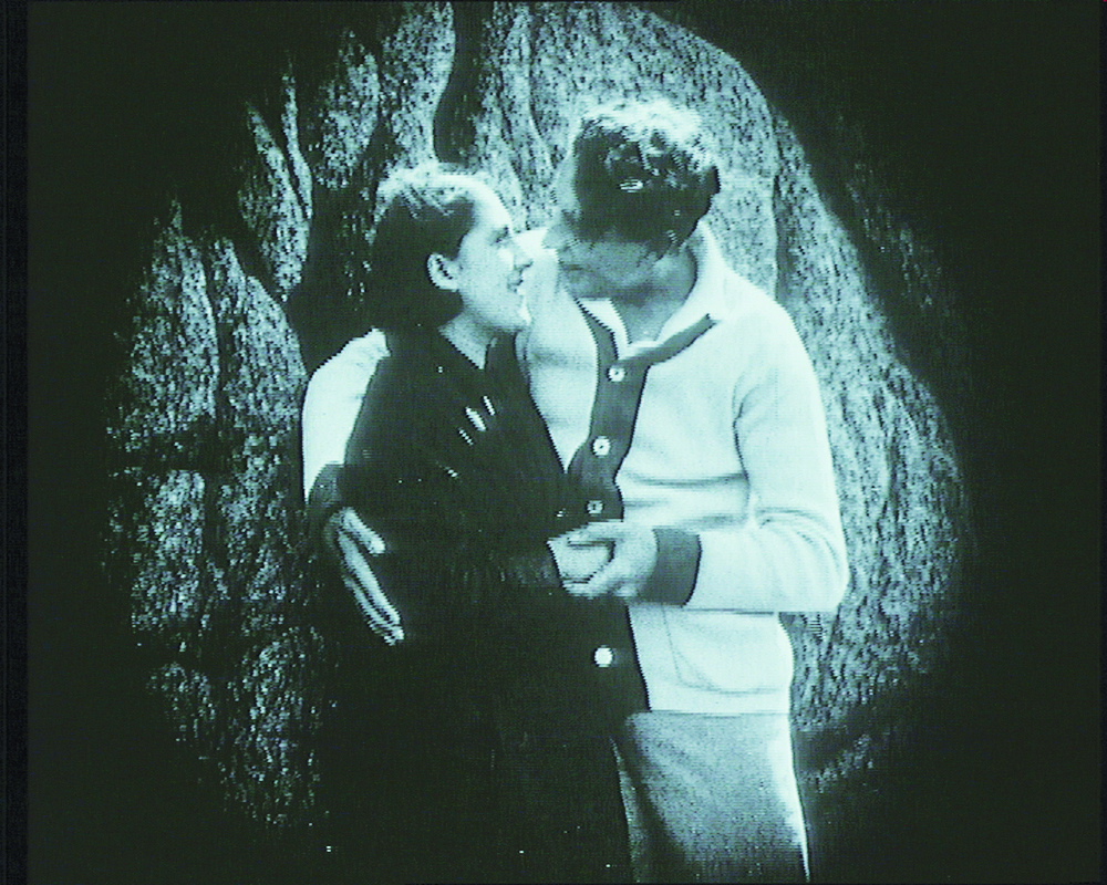 "Amour et Vendetta" Cinémix à Bastia, le Jeudi 18 juillet à 21h00 sur le parvis du Centre Culturel Alb'oru. En présence du DJ Fabien Leblanc.
